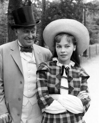 GIGI, Maurice Chevalier, Leslie Caron, 1958 Courtesy Everett Collection !ACHTUNG AUFNAHMEDATUM GESCHÃ„TZT! PUBLICATIONXNOTxINxCANxCHNxFRAxITAxJPNxNORxPOLxRUSxESPxUKxUSA Copyright: xCourtesyxEverettxCollectionx MBDGIGI EC010