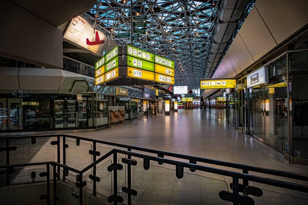 Berlin Reinickendorf OT Tegel, Flughafen Berlin Tegel TXL, leerer Flughafen Corona Coronavirus Covid-19 Berlin