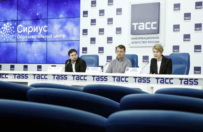 MOSCOW, RUSSIA - MARCH 27, 2020: Yelena Shmelyova (R), Head of the Sirius Educational Centre and the Talent and Success Foundation, at a press conference to present the Sirius Courses open online platform of extended education and children s individual learning. Artyom Geodakyan TASS  TS0D37CC