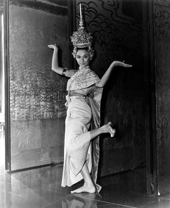 THE KING AND I, Rita Moreno, 1956, TM & Copyright (c) 20th Century Fox Film Corp. All rights reserved. 20thCentFox Courtesy Everett Collection !ACHTUNG AUFNAHMEDATUM GESCHÃ„TZT! PUBLICATIONXNOTxINxCANxCHNxFRAxITAxJPNxNORxPOLxRUSxESPxUKxUSA Copyright: x20thCentFox CourtesyxEverettxCollectionx MBDKIAN FE002