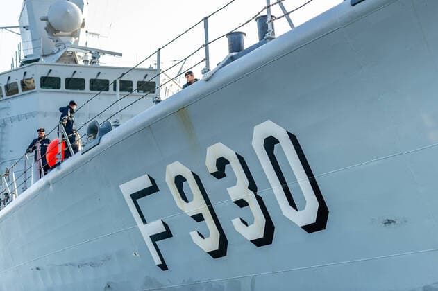 ATTENTION EDITORS - HAND OUT PICTURES - EDITORIAL USE ONLY - MANDATORY CREDIT Illustration picture shows the arrival of Belgian frigate Leopold 1 in Zeebrugge, Friday 27 March 2020. One of the sailors on the frigate has a confirmed Corona virus infection and has left the ship earlier. Due to the strict measures following such an infection, the ship has returned earlier from its mission and all non-infected sailors must now stay in home quarantine.  HANDOUTxDEFENSIEx-xDEFENCExTBNxJORNxURBAIN 05786897