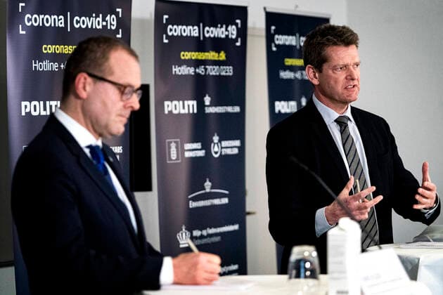 Sundhedsstyrelsens direktør, Søren Brostrøm, afholder pressebrief sammen med direktør for WHO Europa, Hans Kluge og giver status pa den danske handtering af coronavirus covid19 i Eigtveds Pakhus fredag den 27. marts 2020.. Kopi af 20200327-150245-3 spnet, København Danmark Copyright: RitzauxScanpix IdaxGuldbækxArentsenx cop110 spdk20200327-150350-L