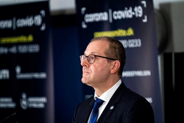 Direktoer for WHO Europa, Hans Kluge. Sundhedsstyrelsens direktoer, Soeren Brostroem, afholder pressebrief sammen med direktoer for WHO Europa, Hans Kluge og giver status paa den danske haandtering af coronavirus covid19 i Eigtveds Pakhus fredag den 27. marts 2020.. , Copenhagen Denmark Copyright: RitzauxScanpix IdaxGuldbaekxArentsenx cop110 spdk20200327-150413-L