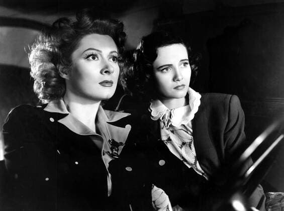 OSCARS. Beste Nebendarstellerin. PreistrÃ¤gerinnen 1941-1950 OSCARS. Beste Hauptdarstellerin. PreistrÃ¤gerinnen 1941-1950 MRS. MINIVER, Greer Garson, Teresa Wright, 1942. Courtesy Everett Collection !ACHTUNG AUFNAHMEDATUM GESCHÃ„TZT! PUBLICATIONXNOTxINxCANxCHNxFRAxITAxJPNxNORxPOLxRUSxESPxUKxUSA Copyright: xCourtesyxEverettxCollectionx MBDMRMI EC018