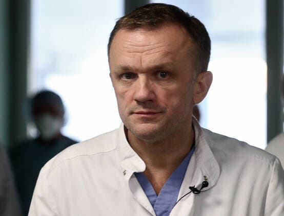 MOSCOW, RUSSIA - MARCH 27, 2020: Filatov City Clinical Hospital Chief Physician Valery Vechorko gives a press briefing as Moscow s Filatov City Clinical Hospital No 15 is starting to admit patients suspected of the COVID-19 infection. Stanislav Krasilnikov TASS  TS0D39F7