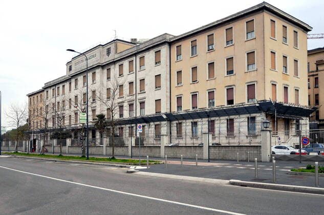 Milan, Palazzoli Don Gnocchi Institute, suspect of numerous cases of patients and nurses infected with coronavirus (Maurizio Maule Fotogramma, Milan - 2020-03-27) p.s. la foto e utilizzabile nel rispetto del contesto in cui e stata scattata, e senza intento diffamatorio del decoro delle persone rappresentate  Copyright: xMaurizioxMaulex xFOTOGRAMMAx
