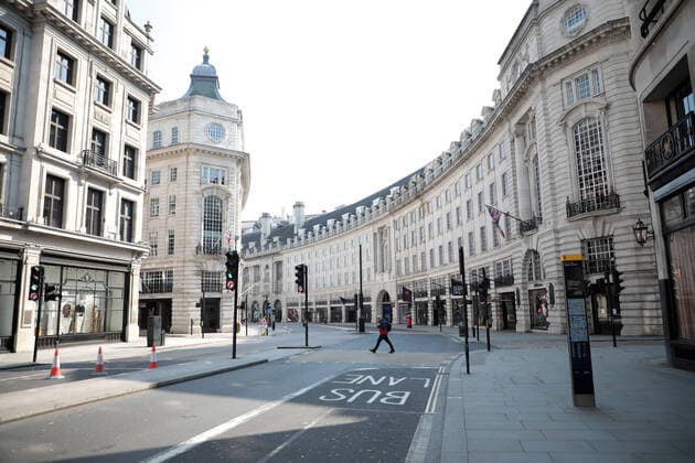 The streets of downtown London are near empty after Prime Minister Boris Johnson imposed a national lockdown from the rapidly spreading Coronavirus Pandemic, in London on Friday, March 27, 2020. Prime Minister Boris Johnson announced today that he is self-isolating after testing positive for the coronavirus.  LON2020032740 HUGOxPHILPOTT