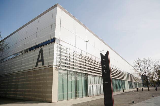 Coronavirus Sars-CoV-2 COVID-19 Krise:: Groß Lazarett in der Messe Wien Wien, 27.03.2020 Betreuungseinrichtung mit 880 Betten auf etwa 15.000 Quadratmeter in der Halle A Corona Corona-Virus CoV 2 Covid 19 Sars Virus Virusinfektion Österreich Wien Pandemie Krise Lazarett Messe Wien Halle A Wien Austria