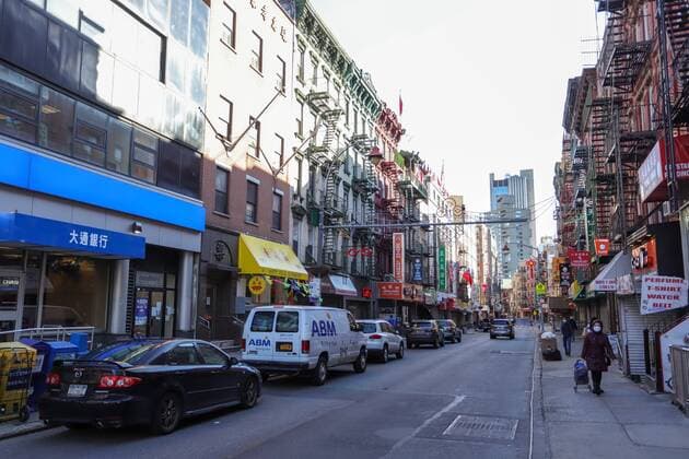March 27, 2020, New York, NEW YORK, UNITED STATES: Chinatown region in Manhattan during the COVID-19 coronavirus pandemic in New York in the United States. New York UNITED STATES - ZUMAv122 20200327_zap_v122_049 Copyright: xWilliamxVolcovx