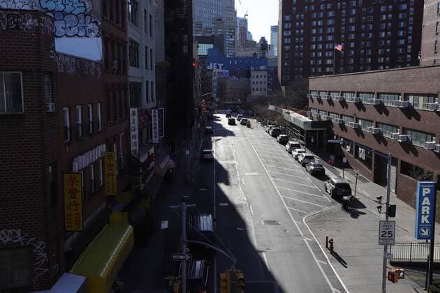March 27, 2020, New York, NEW YORK, UNITED STATES: Chinatown region in Manhattan during the COVID-19 coronavirus pandemic in New York in the United States. New York UNITED STATES - ZUMAv122 20200327_zap_v122_054 Copyright: xWilliamxVolcovx