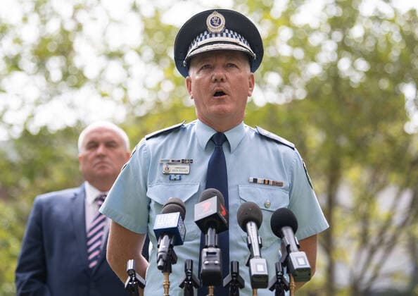 GLADYS BEREJIKLIAN CORONAVIRUS PRESSER, NSW Police Commissioner Mick Fuller speaks to the media during a press conference to provide an update on the COVID-19 pandemic in NSW, Sydney, Saturday, March 28, 2020. ( NO ARCHIVING, EDITORIAL USE ONLY, NO USE IN BOOKS WITHOUT CONSENT SYDNEY NSW AUSTRALIA  Copyright: xJAMESxGOURLEYx 20200328001460541862