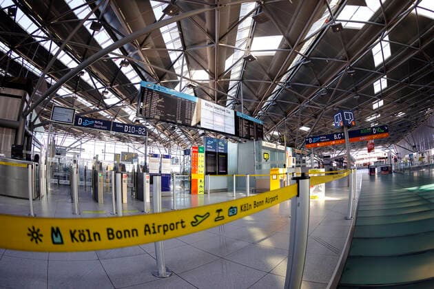 Flughafen Köln Bonn, wo es in Zeiten des Coronavirus zu Flugstornierungen kommt. Köln, 28.03.2020