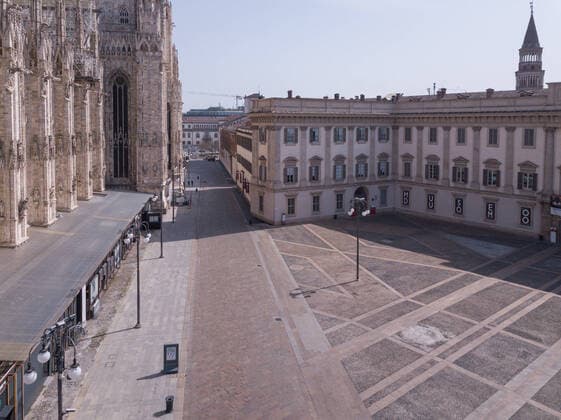 Milan drone takes back the deserted streets and squares due to the quarantine for the Coronavirus COVID19, panoramic shot of Piazza Del Duomo Royal Palace (Davide Salerno Fotogramma, Milan - 2020-03-28) p.s. la foto e utilizzabile nel rispetto del contesto in cui e stata scattata, e senza intento diffamatorio del decoro delle persone rappresentate  Copyright: xDavidexSalernox xFOTOGRAMMAx