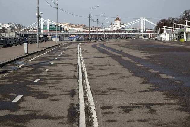 MOSCOW, RUSSIA - MARCH 28, 2020: An empty road at Moscow s Gorky Central Park closed from March 28 to April 5 as part of preventive measures against the spread of the COVID-19 infection. The novel coronavirus outbreak took place in Central China in December 2019 and went on to spread to over 160 countries causing the World Health Organisation to declare it a pandemic. Sergei Fadeichev TASS  TS0D3B67