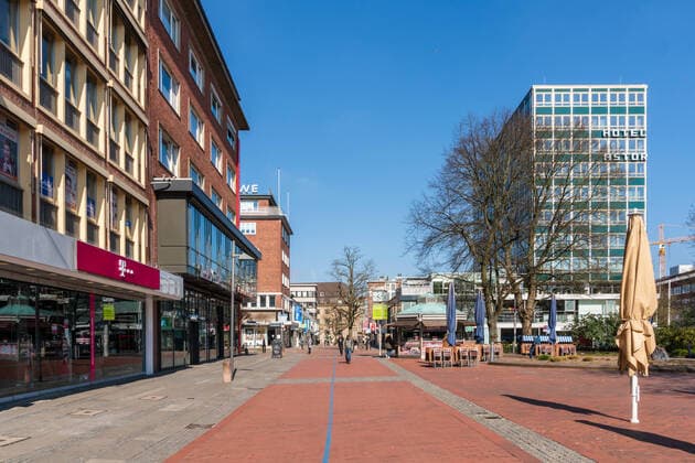 Kiel heute Samstag den 28.03.2020 - Auch heute wieder absolute Stille in der Innenstadt Kiels. Eine fast menschenlere Großstadt. Sowas hätte man sich vor Kurzem nicht vorstellen können. Kiel Vorstadt Schleswig-Holstein Deutschland