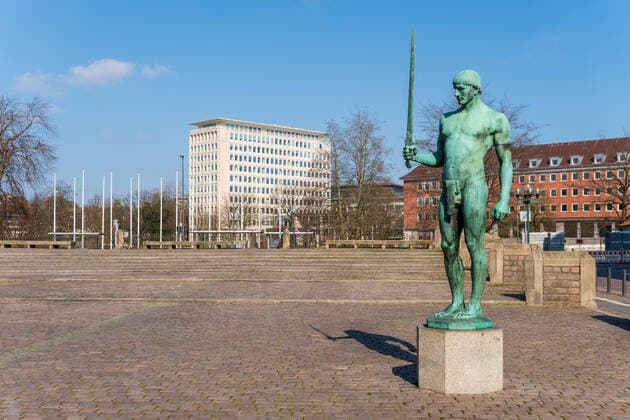 Kiel heute Samstag den 28.03.2020 - Auch heute wieder absolute Stille in der Innenstadt Kiels. Eine fast menschenlere Großstadt. Sowas hätte man sich vor Kurzem nicht vorstellen können. Kiel Vorstadt Schleswig-Holstein Deutschland