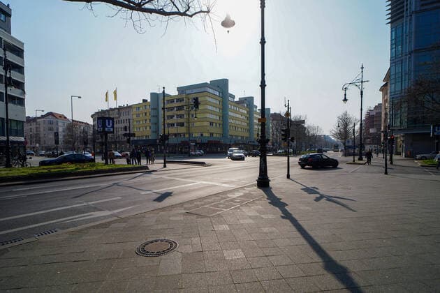 28.03.2020,Berlin,Deutschland,GER,die Stadt in Zeiten der Corona Pandemie, Adenauerplatz