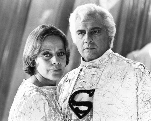 SUPERMAN, from left, Maria Schell, Marlon Brando, 1978, Warner Brothers courtesy Everett Collection Warner Bros Courtesy Everett Collection !ACHTUNG AUFNAHMEDATUM GESCHÃ„TZT! PUBLICATIONXNOTxINxCANxCHNxFRAxITAxJPNxNORxPOLxRUSxESPxUKxUSA Copyright: xWarnerxBros CourtesyxEverettxCollectionx MBDSUPE EC070