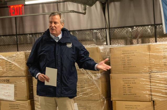 March 28, 2020, New York, NY, USA: United Nations, New York, USA, March 28, 2020 - Mayor Bill de Blasio along with Penny Abeywardena NY Commissioner for International Affairs and James (Jimmy) Hynes, Supervisor Material Management Team for UN pick up a Donation of 250,000 Face Masks Being Given by the United Nations and the U.S. Mission to the UN today at the UN Headquarters in New York..Photo: EuropaNewswire..PHOTO CREDIT MANDATORY. New York USA - ZUMAra1_ 20200328_zap_ra1_002 Copyright: xLuizxRampelottox