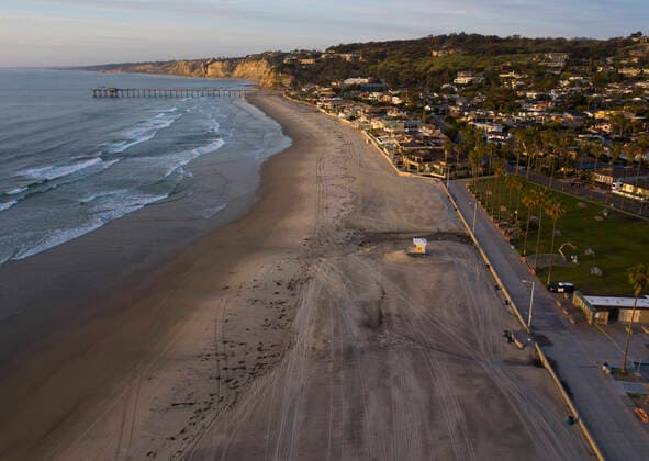 March 28, 2020, San Diego, California, USA: La Jolla Shores beach, a popular beach among tourists, surfers, and scuba divers in San Diego is empty and closed to the public due to coronavirus. San Diego USA - ZUMAa97_ 20200328_zaf_a97_002 Copyright: xK.C.xAlfredx
