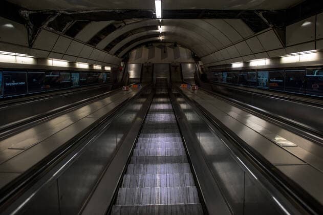 March 28, 2020: London Underground seen during the London Coronavirus Covid-19 Lockdown. Transport for London has cut services by more than 50% as rising numbers of Tube drivers and other essential staff have caught coronavirus. ..Andy Lord, Managing Director of the London Underground, said: Ã¢â‚¬oeWe want to continue to run a core Tube service so that NHS staff and other key workers can make essential journeys...Ã¢â‚¬oeAround a third of our own staff are themselves ill or have to self-isolate, so we are simply not able to run a full service. Ã¢â‚¬oeWe have further reduced journeys by construction workers by temporarily stopping all work on TfL and Crossrail construction sites... The majority of people are playing their part and avoiding travel but more people need to stop travelling immediately to save lives.  - ZUMAr152 20200328_zaa_r152_006 Copyright: xOm1x
