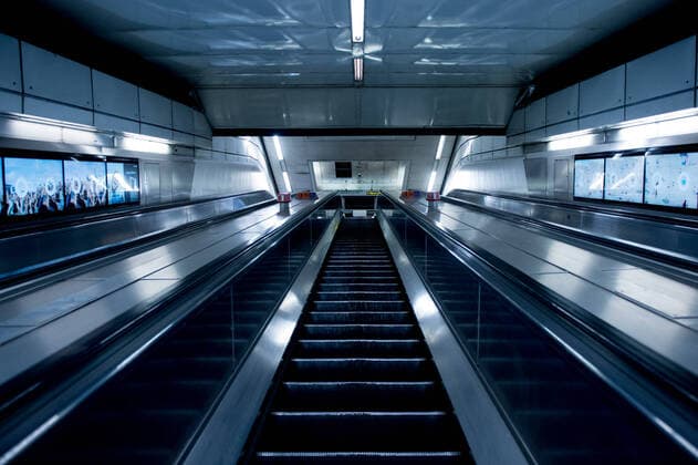 March 28, 2020: London Underground seen during the London Coronavirus Covid-19 Lockdown. Transport for London has cut services by more than 50% as rising numbers of Tube drivers and other essential staff have caught coronavirus. ..Andy Lord, Managing Director of the London Underground, said: Ã¢â‚¬oeWe want to continue to run a core Tube service so that NHS staff and other key workers can make essential journeys...Ã¢â‚¬oeAround a third of our own staff are themselves ill or have to self-isolate, so we are simply not able to run a full service. Ã¢â‚¬oeWe have further reduced journeys by construction workers by temporarily stopping all work on TfL and Crossrail construction sites... The majority of people are playing their part and avoiding travel but more people need to stop travelling immediately to save lives.  - ZUMAr152 20200328_zaa_r152_007 Copyright: xOm1x
