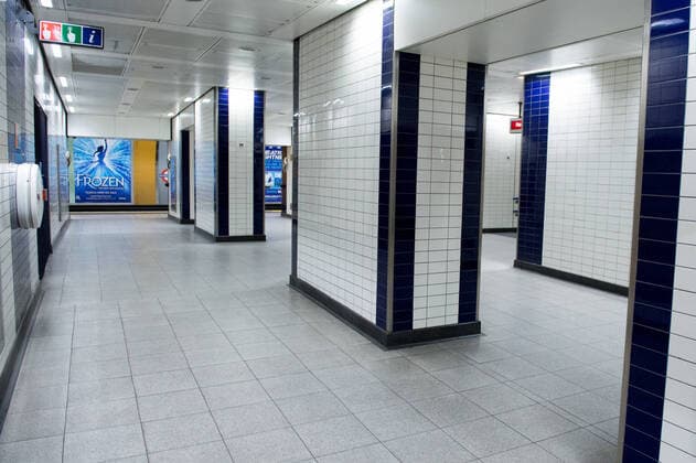 March 29, 2020: London Underground seen during the London Coronavirus Covid-19 Lockdown. Transport for London has cut services by more than 50% as rising numbers of Tube drivers and other essential staff have caught coronavirus. ..Andy Lord, Managing Director of the London Underground, said: Ã¢â‚¬oeWe want to continue to run a core Tube service so that NHS staff and other key workers can make essential journeys...Ã¢â‚¬oeAround a third of our own staff are themselves ill or have to self-isolate, so we are simply not able to run a full service. Ã¢â‚¬oeWe have further reduced journeys by construction workers by temporarily stopping all work on TfL and Crossrail construction sites... The majority of people are playing their part and avoiding travel but more people need to stop travelling immediately to save lives.  - ZUMAr152 20200329_zaa_r152_001 Copyright: xOm1x