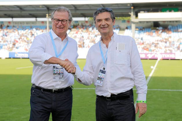 Jacky Lorenzetti (Racing Metro 92) et Patrick Devedjian (elu politique), Bouclier de Brennus RUGBY : Racing Metro 92 vs Lyon Rugby - Top 14 - 27 08 2016 NEWS : Deces - retro Patick Devedjian - Coronavirus - 29 03 2020 StephaneAllaman Panoramic 