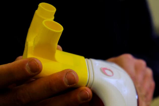 An adapter to transform a snorkelling mask distributed by Decathlon into an oxygen surgery mask to improve the care for Sars-Cov2 patients seriously ill in Italians hospitals made in Remade 3D graphics laboratory that participate to a project made by Isinnova who shared his idea. In Italy hospitals are almost full and more intensive care equipment is needed.  Copyright: xAntonioxBalascox xIPAx xAntonioxBalascox