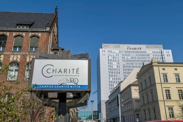 Charite, Bettenhochhaus, Luisenstraße, Mitte, Berlin, Deutschland
