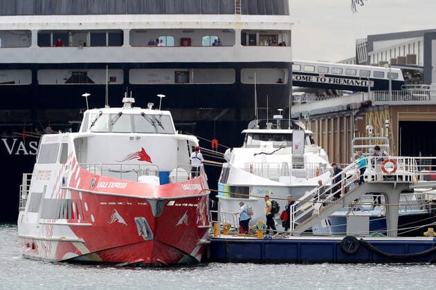 COVID-19 CRUISE PASSENGERS PERTH, West Australian passengers from the cruise ship Vasco da Gama are seen being transported to Rottnest Island for 14 days quarantine from Fremantle harbour, Monday, March 30, 2020. The Vasco da Gama had about 800 Australians onboard, including about 200 passengers from WA and 108 New Zealanders who were flown back home on Sunday. There were no reports of passengers having contracted the coronavirus. ( NO ARCHIVING, EDITORIAL USE ONLY, NO USE IN BOOKS WITHOUT CONSENT PERTH WA AUSTRALIA  Copyright: xRICHARDxWAINWRIGHTx 20200330001460801391