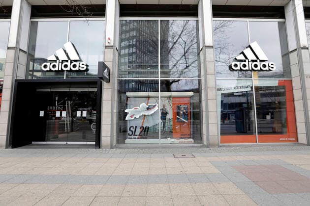 Geschlossene Filiale des Sportausruesters Adidas auf dem Kurfuerstendamm, DEU, Berlin, 30.03.2020