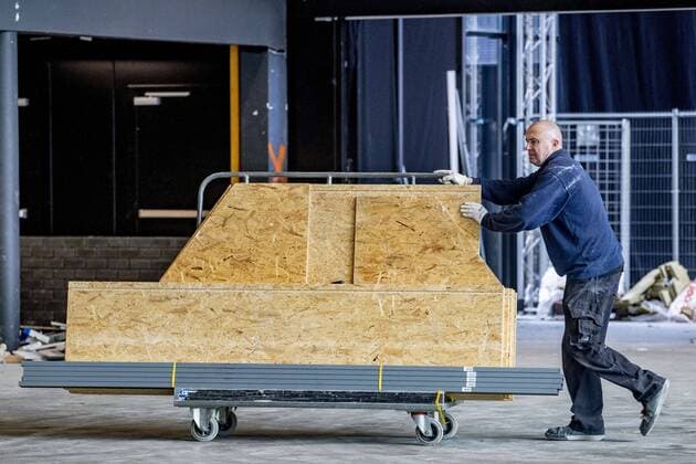 ROTTERDAM, Ahoy, 30-03-2020, Rotterdam Ahoy will be a temporary care location, with the first patients expected in mid-April Beds instead of artists in Ahoy  x7656347x Copyright: