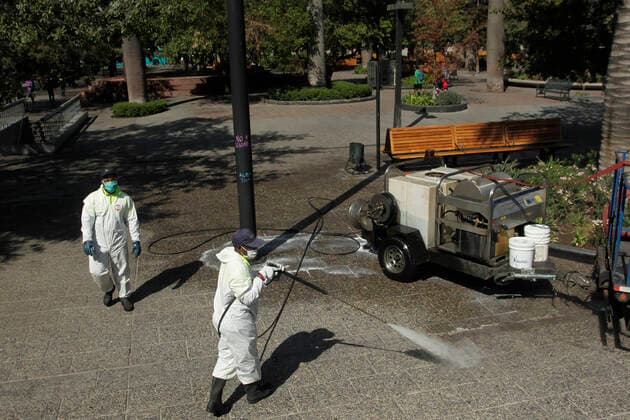 Santiago, March 30, 2020 Sanitation work in Plaza de Armas due to coronavirus emergency Sebastian Cisternas Aton Chile, Santiago Chile Aton 408584  Copyright: SEBASTIANxCISTERNAS ATONxCHILE.