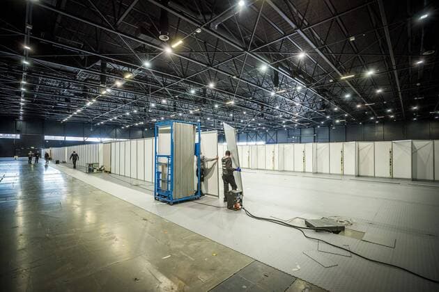 2020-03-30 16:01:52 MAASTRICHT - In congrescentrum MECC wordt een opvang gecreeerd voor 250 coronapatienten. De opvang is een uitbreiding van de zorcapacitiet van het Maastricht UMC+. ANP MARCEL VAN HOORN  Copyright: xx x409139772x