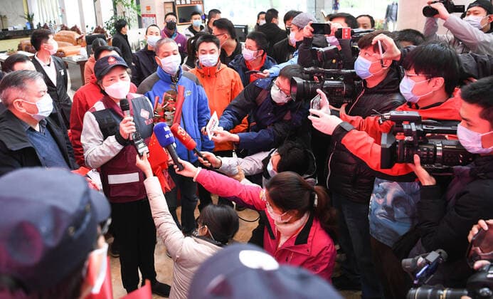 (200331) -- WUHAN, March 31, 2020 -- Li Lanjuan, a renowned Chinese epidemiologist, takes interview before leaving Wuhan, central China s Hubei Province, March 31, 2020. Medical staff leading by Li Lanjuan left Wuhan after finishing their task here on Tuesday. Li is an academician with the Chinese Academy of Engineering, who heads the State Key Laboratory for Diagnosis and Treatment of Infectious Diseases. ) CHINA-HUBEI-WUHAN-LI LANJUAN-MEDICAL STAFF-RETURN FROM HUBEI (CN) ChengxMin 
