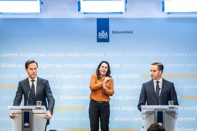DEN HAAG, 26-03-2020, Press conference about the coronavirus in The Netherlands and the measures after 6 April. Minister President minister Algemene Zaken Mark Rutte and Viceminister President en Minister van Volksgezondheid, Welzijn en Sport Hugo de Jonge. Translator Irma Sluis. Press conference about the coronavirus  x7669283x Copyright: