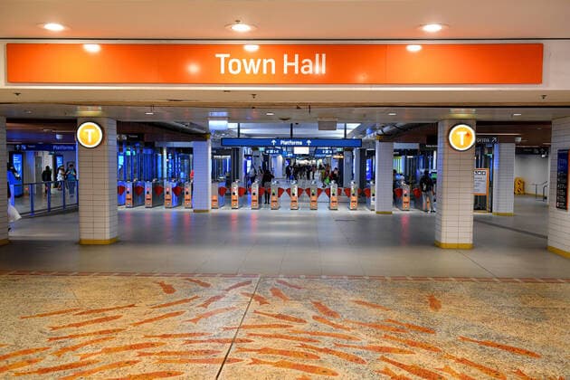 AUSTRALIA CORONAVIRUS COVID-19, The entrance to Town hall station is seen in Sydney, Wednesday, April 1, 2020. ( NO ARCHIVING, EDITORIAL USE ONLY, NO USE IN BOOKS WITHOUT CONSENT SYDNEY NSW AUSTRALIA  Copyright: xDANxHIMBRECHTSx 20200401001461163482
