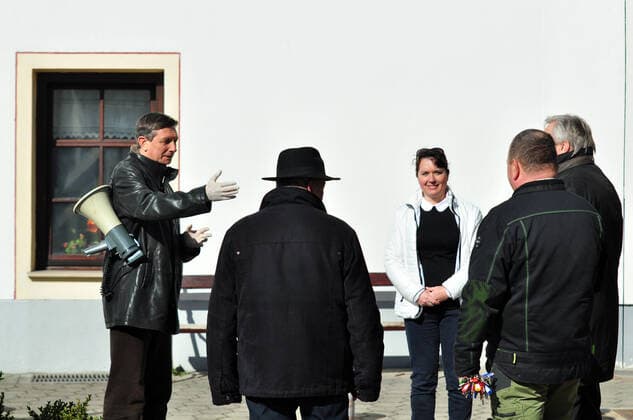 PXL_Borut Pahor 31.03.2020., Logatec, Slovenia - Slovenian President Borut Pahor visits the nursing home wearing gloves and megaphone SiniÅ¡axRanÄovx BOBO