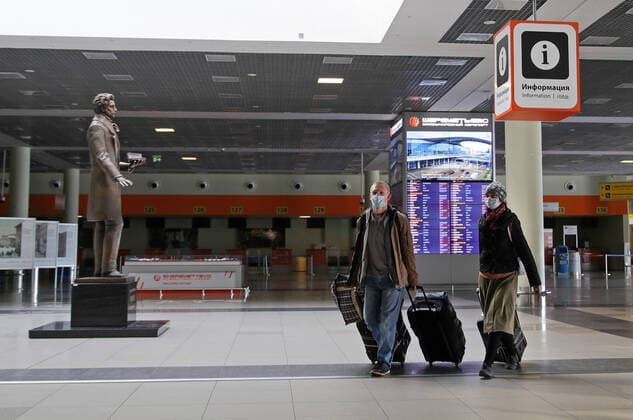 MOSCOW REGION, RUSSIA - APRIL 1, 2020: Russian citizens arriving from New Delhi at Sheremetyevo International Airport. Russia has suspended all international flights from March 27, 2020 due to the COVID-19 infection threat. Airlines are allowed to fly to other countries to evacuate Russian citizens. Sergei Bobylev TASS  TS0D40B5