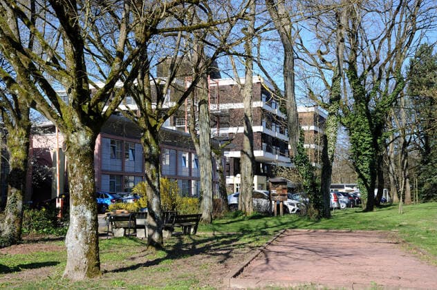 Die Median Klinik Berus am Mittwoch (01.04.2020) in Berus. Die Klinik bleibt für Besucher der Patienten wegen Corona vorrübergehend geschlossen.