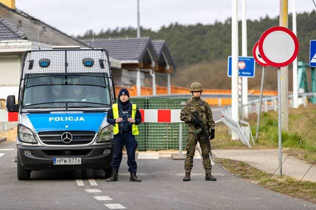 Polish-German border crossing in Bobolin during the coronavirus outbreak Polish-German border crossing during the coronavirus outbreak on April 01, 2020 in Bobolin, Poland EN_01422936_0012 