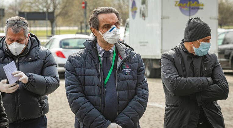 Bergamo Coronavirus - the President of the Lombardy Region Attilio Fontana visiting the Campo degli Alpini hospital (Foto Sergio Agazzi Fotogramma, Bergamo - 2020-04-01) p.s. la foto e utilizzabile nel rispetto del contesto in cui e stata scattata, e senza intento diffamatorio del decoro delle persone rappresentate  Copyright: xFotox SergioxAgazzix xFOTOGRAMMAx