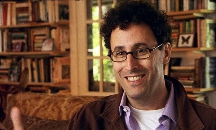 WRESTLING WITH ANGELS: PLAYWRIGHT TONY KUSHNER, Tony Kushner, 2006. Balcony Releasing courtesy Everett Collection Balcony Releasing courtesy Everett Collection !ACHTUNG AUFNAHMEDATUM GESCHÃ„TZT! PUBLICATIONXNOTxINxCANxCHNxFRAxITAxJPNxNORxPOLxRUSxESPxUKxUSA Copyright: xCourtesyxEverettxCollectionx MCDWRWI EC001