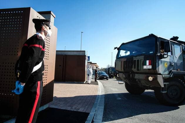 Florence - coronavirus emergency - Crematorium of Trespiano. Army trucks arrive with the dead of Bergamo (Claudio Fusi Fotogramma, Florence - 2020-04-02) p.s. la foto e utilizzabile nel rispetto del contesto in cui e stata scattata, e senza intento diffamatorio del decoro delle persone rappresentate  Copyright: xClaudioxFusix xFOTOGRAMMAx
