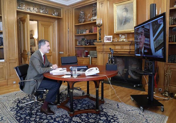 02-04-2020 King Felipe attends a videoconference with members of the Virgen de las Vinas de Tomelloso olive oil factory at Zarzuela Palace in Madrid, Spain  Copyright: xPPEx