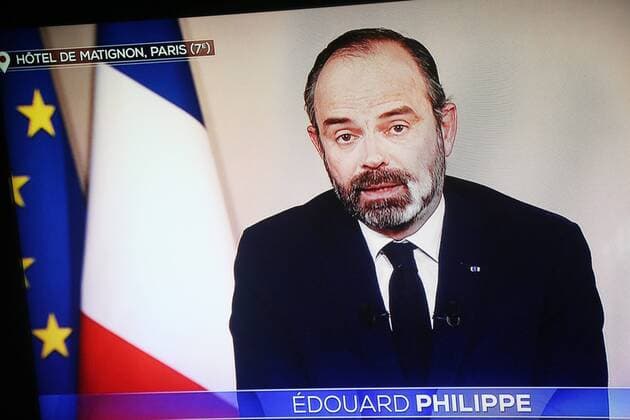 NEWS : Soiree Face a la Crise du Coronavirus sur TF1 en presence de Edouard Philippe - Paris -02 04 2020 NEWS : Debat TV - Edouard Philippe Paris - 02 04 2020 JonathanRebboah Panoramic  PESRK24022012
