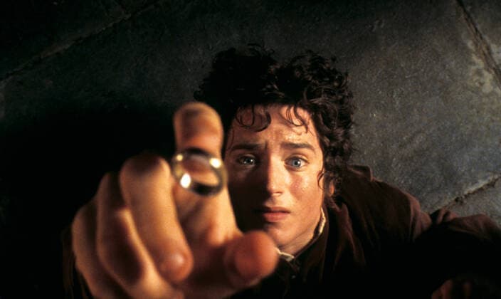 THE LORD OF THE RINGS: THE FELLOWSHIP OF THE RING, Elijah Wood, 2001 !ACHTUNG AUFNAHMEDATUM GESCHÃ„TZT! PUBLICATIONXNOTxINxCANxCHNxFRAxITAxJPNxNORxPOLxRUSxESPxUKxUSA Copyright: xNewxLinexCinema CourtesyxEverettxCollectionx MSDLOOF EC044