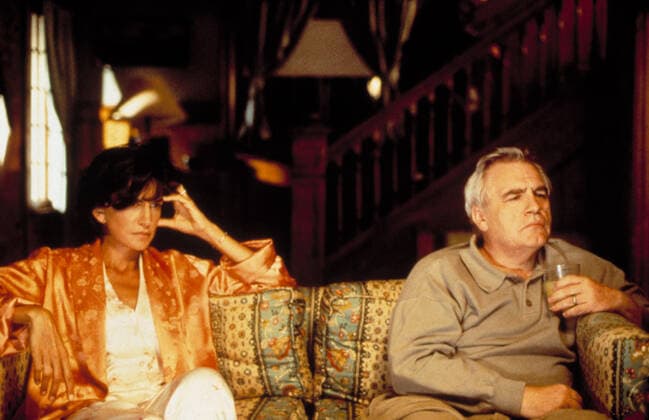 THE MINUS MAN, Mercedes Ruehl, Brian Cox, 1999. Artisan Entertainment Courtesy Everett Collection !ACHTUNG AUFNAHMEDATUM GESCHÃ„TZT! PUBLICATIONXNOTxINxCANxCHNxFRAxITAxJPNxNORxPOLxRUSxESPxUKxUSA Copyright: xArtisanxEntertainment CourtesyxEverettxCollectionx MSDMIMA EC006