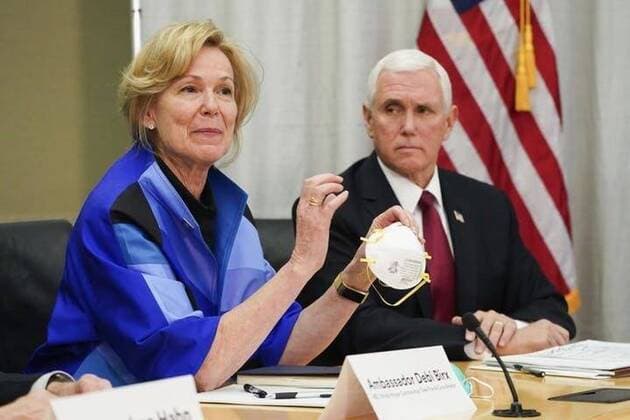 March 1, 2020, Maplewood, MS, USA: In March, Dr. Deborah Birx, the White House s coronavirus response coordinator, held a 3M N95 mask as she visited 3M headquarters in Maplewood with Vice President Mike Pence. Maplewood USA - ZUMAm67_ 20200301_zaf_m67_018 Copyright: xGlenxStubbex